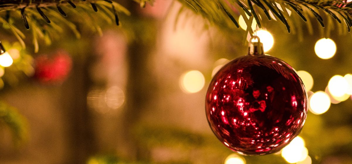 The Holiday Real Estate Market: Is It the Right Time to Sell?